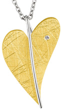 Laden Sie das Bild in den Galerie-Viewer, Herzanhänger mit Brillant